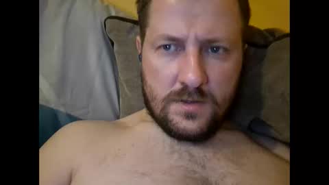 hotmariusz15 online show from April 3, 10:50 pm