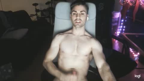 hotstud4uu online show from February 7, 8:47 pm