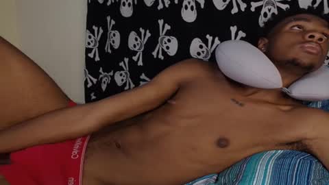 independent Model online show from February 8, 1:32 am