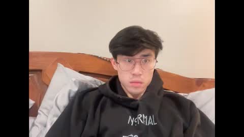 hottiewithabody101 online show from November 27, 7:23 am