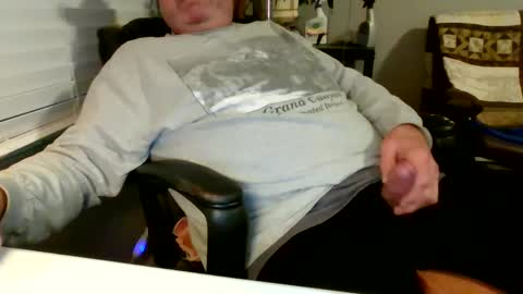 Hottop 1981 online show from February 12, 1:52 am