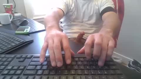 hoverday online show from December 1, 7:17 pm