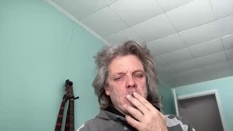 howlingatnothing online show from February 18, 7:00 pm