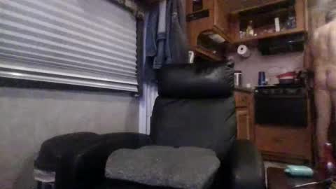 Snapshot of hoytme chatting on January 16, 5:00 am hoytme online show from January 16, 5:00 am