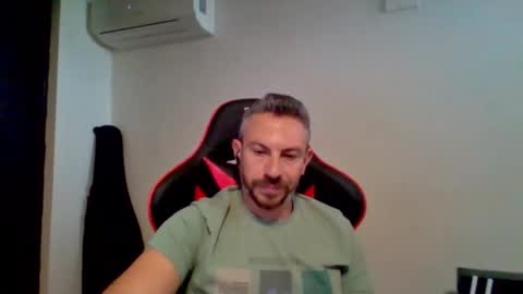 huge__cumshot online show from September 11, 9:19 am