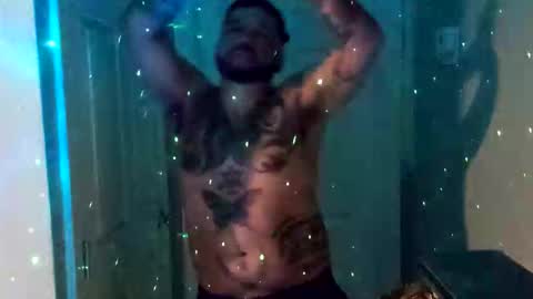 huidos2006 online show from March 15, 8:22 am