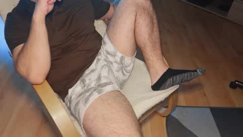 hundick696 online show from November 12, 9:37 am