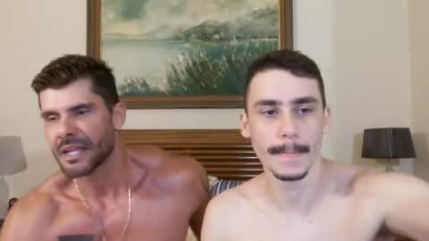 hungcaique online show from June 12, 1:26 am