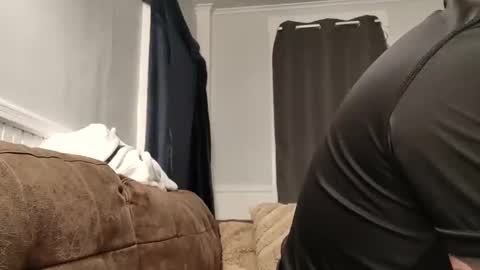 hungitalian40 online show from September 19, 6:47 am