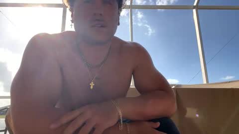 hungkingg22 online show from March 3, 9:01 pm