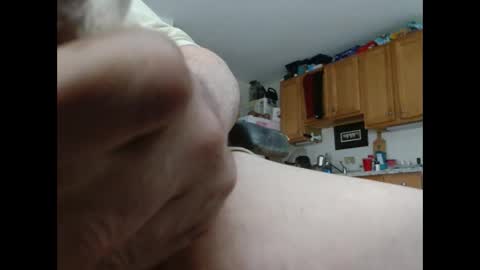 hunglikeahorse063790 online show from May 10, 11:17 pm