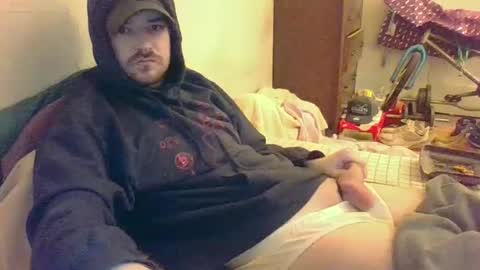 Snapshot of hungsubbb chatting on February 13, 12:57 am Boi online show from February 13, 12:57 am