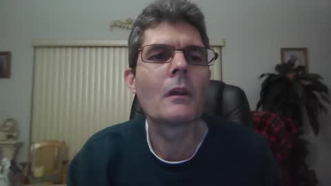 Snapshot of hunkmasclefad458 chatting on March 3, 4:45 am hunkmasclefad458 online show from March 3, 4:45 am