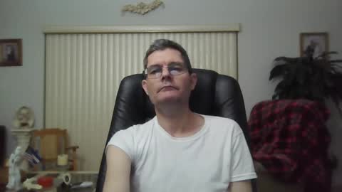 Snapshot of hunkmasclefad458 chatting on January 13, 5:55 am hunkmasclefad458 online show from January 13, 5:55 am