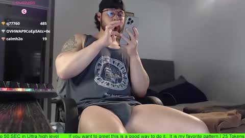 Snapshot of hunter_of_mn chatting on October 6, 10:25 pm   online show from October 6, 10:25 pm