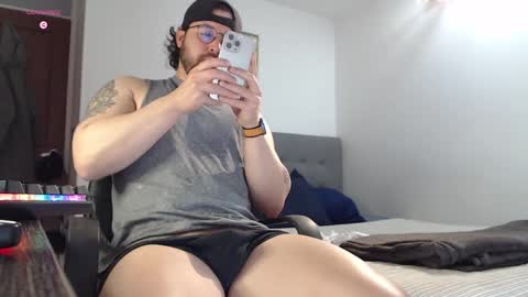Snapshot of hunter_of_mn chatting on September 15, 1:56 pm   online show from September 15, 1:56 pm