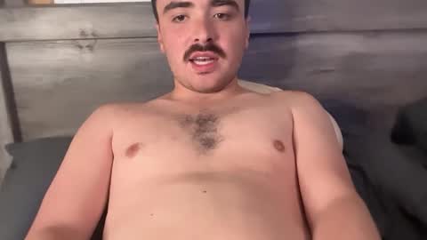 Snapshot of hunterbentleyy chatting on September 12, 10:10 pm Hunter online show from September 12, 10:10 pm