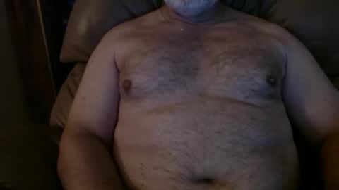 Snapshot of huntermark1 chatting on October 19, 7:06 pm huntermark1 online show from October 19, 7:06 pm