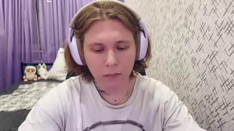 hurtqqq online show from May 8, 10:54 pm