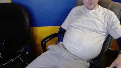 Huskyguy online show from December 31, 4:49 am