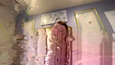 Snapshot of hypnotizing4u chatting on December 31, 1:30 pm hypnotizing4u online show from December 31, 1:30 pm