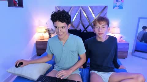 Son Hyunjin online show from November 9, 8:46 pm