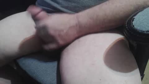 Snapshot of iamdevilish99 chatting on December 27, 4:11 pm iamdevilish99 online show from December 27, 4:11 pm