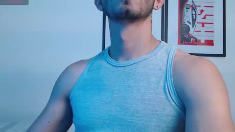  INDEPENDENT MODEL online show from March 3, 2:22 am