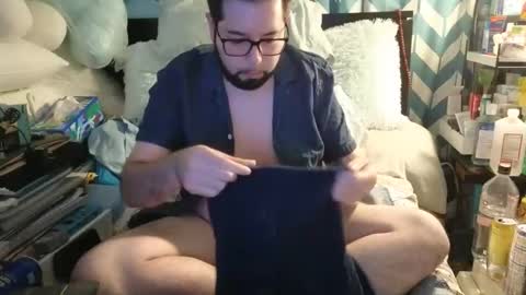 IAmIssac - Issac Dimitri online show from January 18, 1:40 am