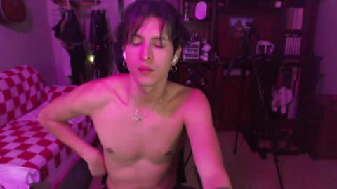 Ian online show from April 30, 4:30 am