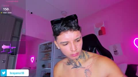 IAN CASTILLO online show from September 23, 11:20 am