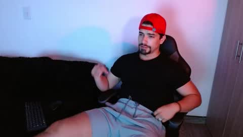 Ian Davis online show from November 16, 2:57 am