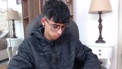 ibratxandy online show from April 1, 11:56 am