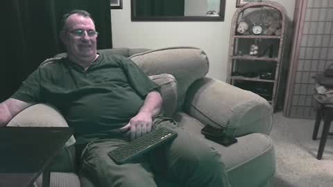 Snapshot of icihristopher chatting on January 5, 12:31 am Christopher online show from January 5, 12:31 am