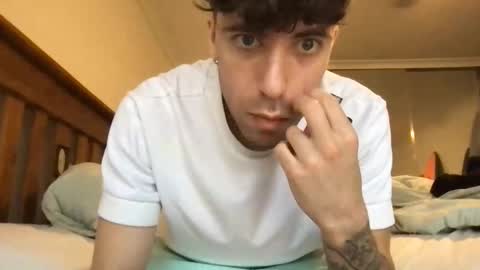 icyninesix online show from February 21, 4:40 am