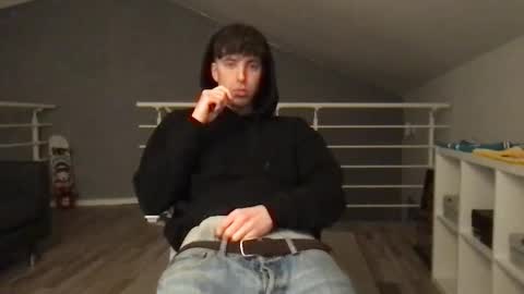 icyninesix online show from December 28, 8:04 pm