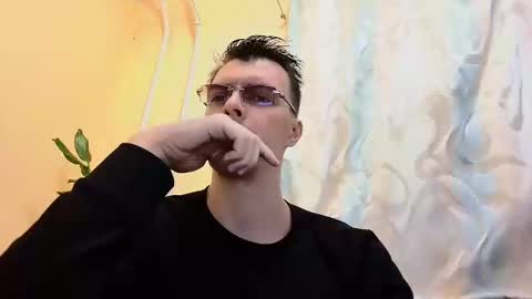 idici online show from December 8, 10:03 pm