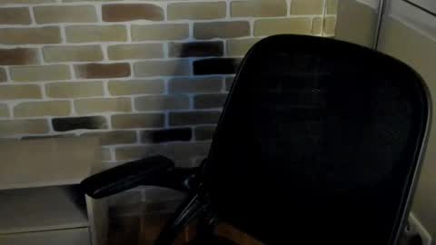 yo online show from October 27, 8:11 pm