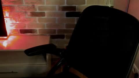 yo online show from March 22, 8:47 pm