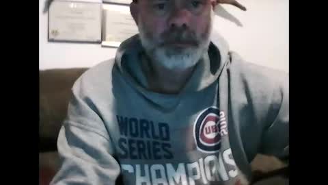 Snapshot of idkwhyidothis348732 chatting on January 21, 1:18 am idkwhyidothis348732 online show from January 21, 1:18 am