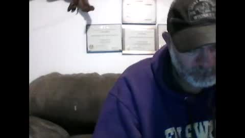 Snapshot of idkwhyidothis348732 chatting on January 10, 7:00 pm idkwhyidothis348732 online show from January 10, 7:00 pm