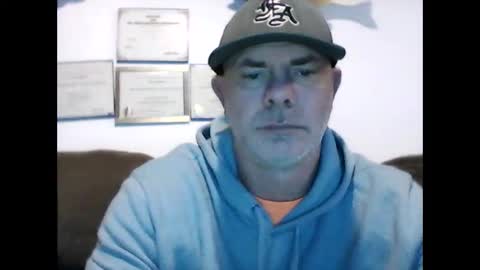 Snapshot of idkwhyidothis348732 chatting on March 5, 12:59 am idkwhyidothis348732 online show from March 5, 12:59 am