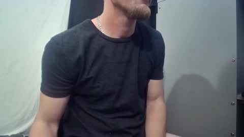 Amiri Roue online show from October 30, 8:05 am