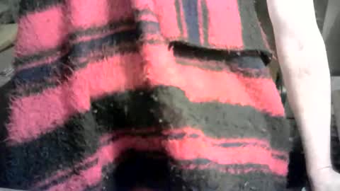 ignoredlittlestloser online show from December 24, 5:16 am