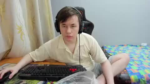 iliaskris online show from July 12, 9:50 pm