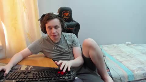 iliaskris online show from March 2, 10:33 am