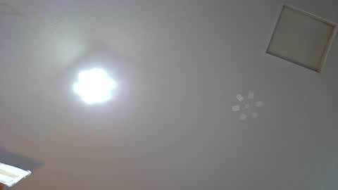 illcomunicate69 online show from October 22, 3:21 am