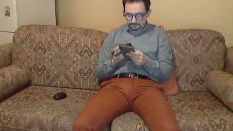 ilovecuteguy79 online show from April 1, 4:58 am