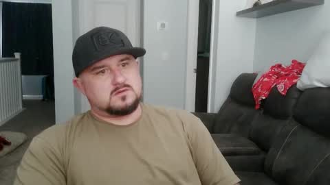 Letsgogetit online show from February 6, 6:38 pm