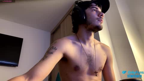 Snapshot of ilytheo chatting on October 13, 7:20 pm Theo --- OnlyFans stxrcorx online show from October 13, 7:20 pm